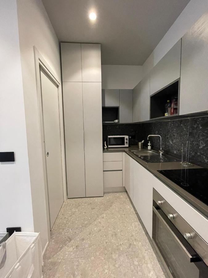 De Luca 6 Apartments Salerno Ngoại thất bức ảnh
