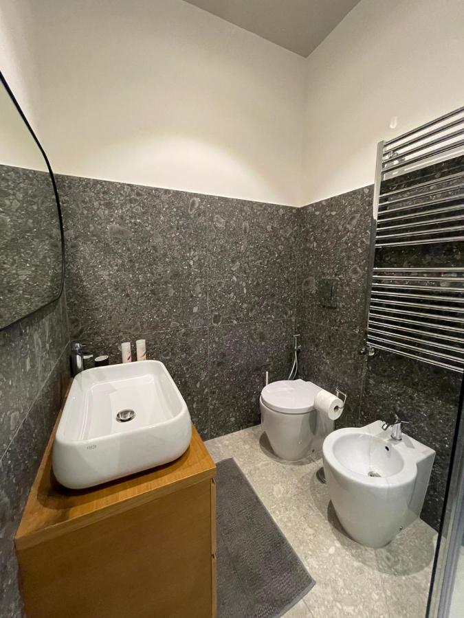 De Luca 6 Apartments Salerno Ngoại thất bức ảnh